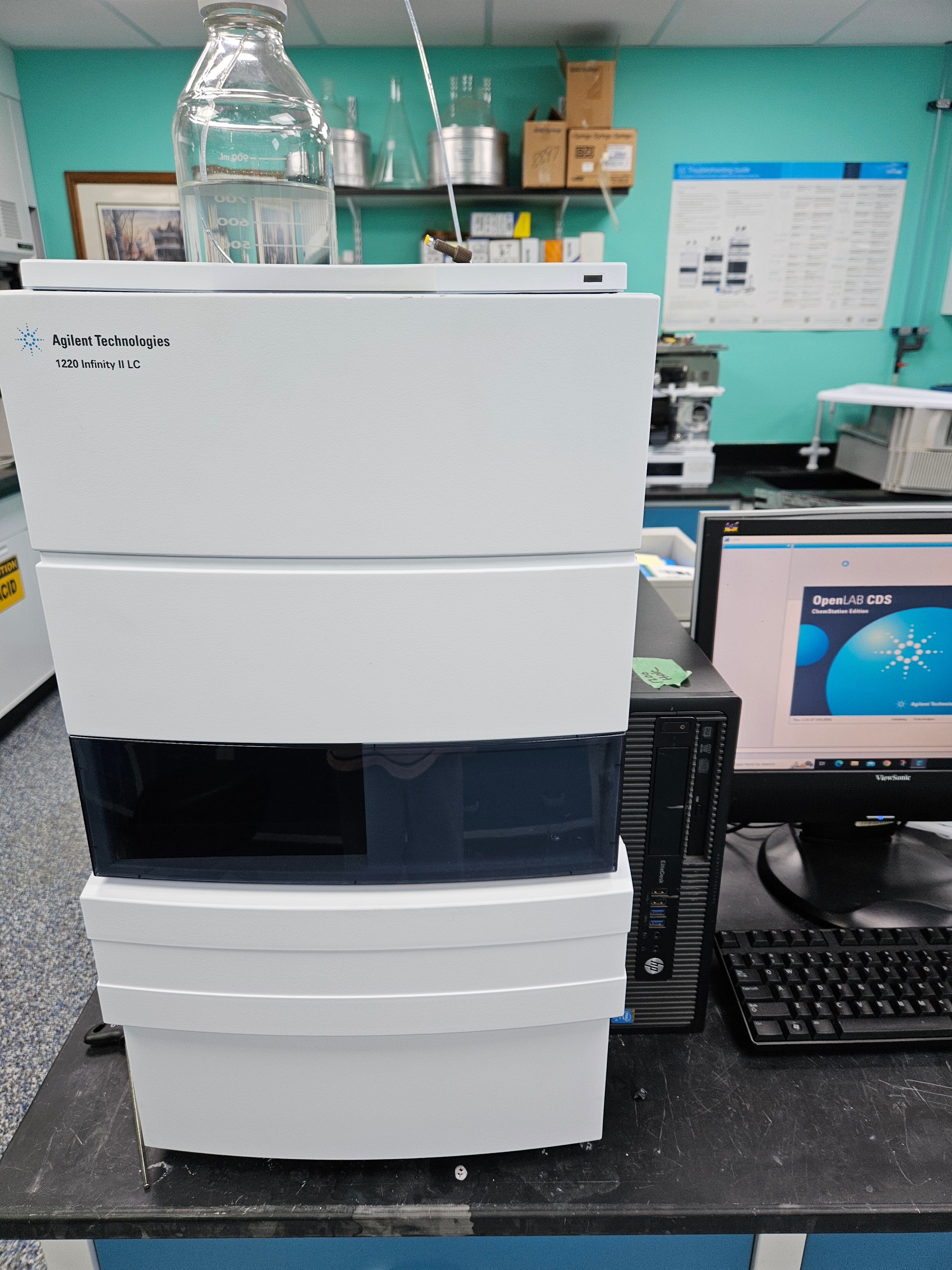 Agilent 1220 infinity 2 hplc system 